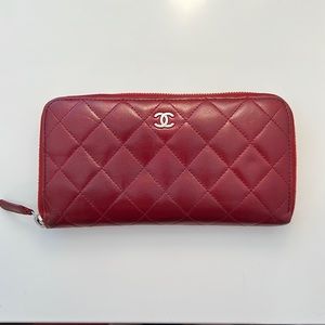 ♥️ CHANEL Long Zip Wallet - Lamb Skin - Red - Silver Hardware